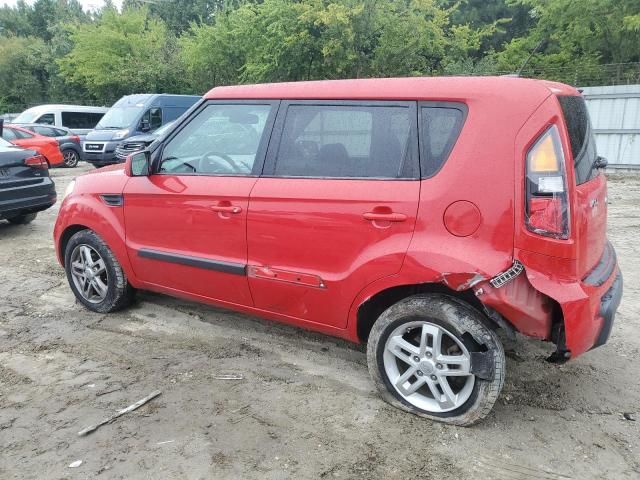 2011 KIA Soul +