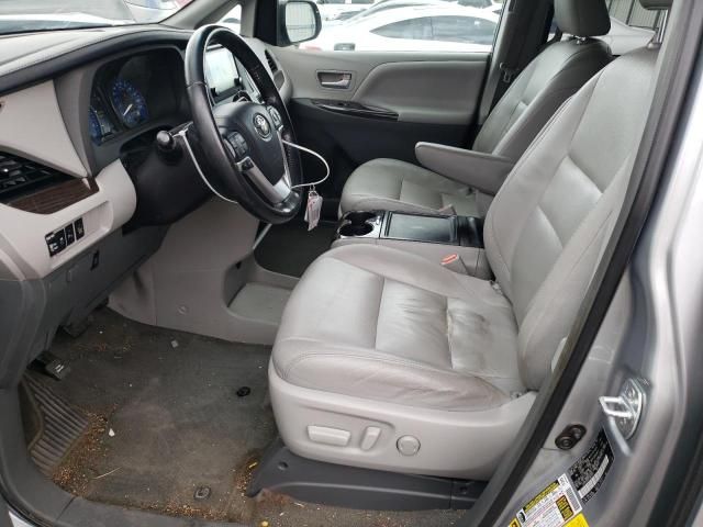 2015 Toyota Sienna XLE