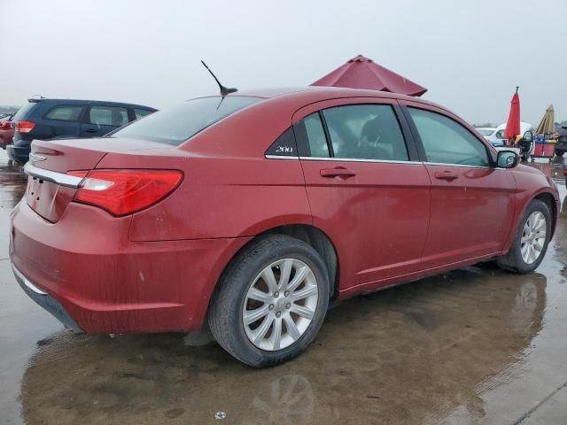 2013 Chrysler 200 Touring