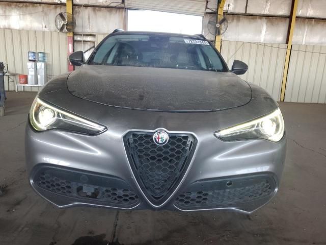 2018 Alfa Romeo Stelvio Sport