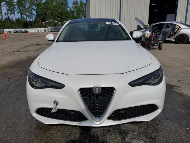 2018 Alfa Romeo Giulia TI Q4