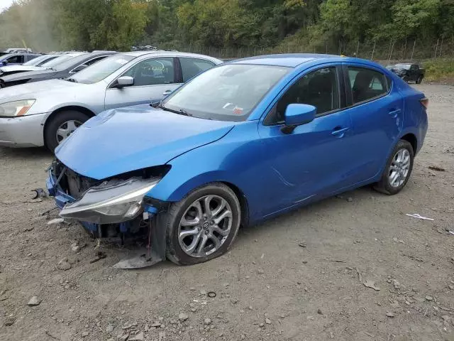 2017 Toyota Yaris IA