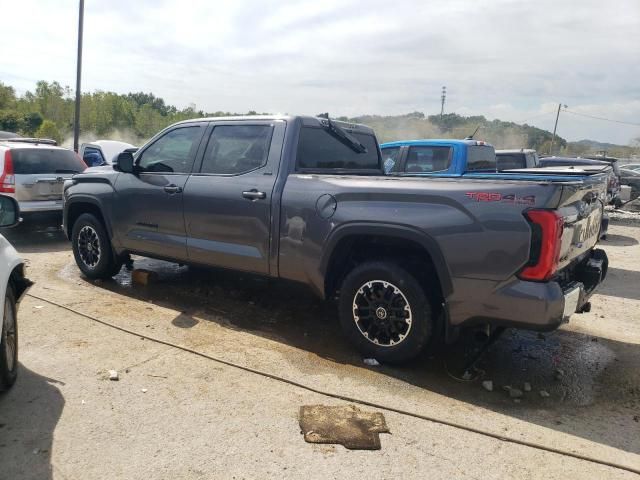 2022 Toyota Tundra Crewmax SR5