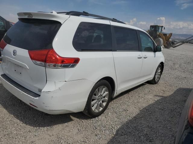 2011 Toyota Sienna XLE