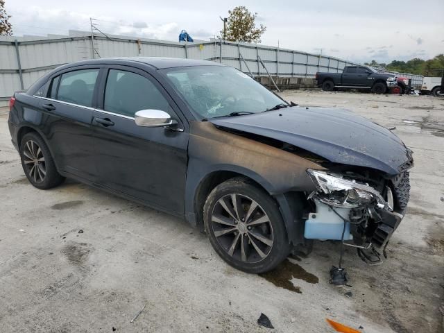 2012 Chrysler 200 Touring