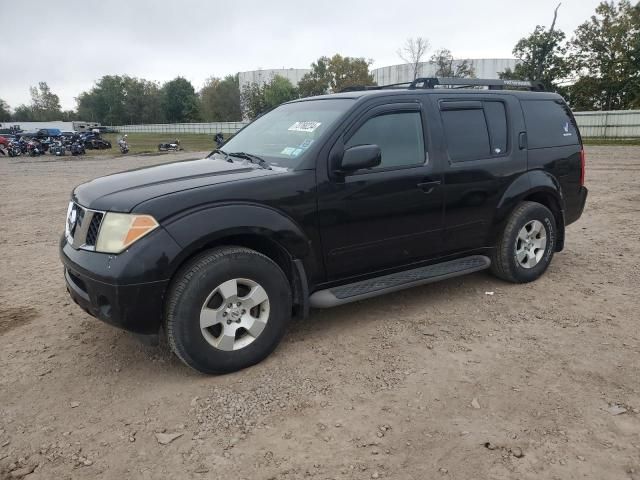 2006 Nissan Pathfinder LE