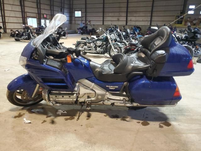 2001 Honda GL1800