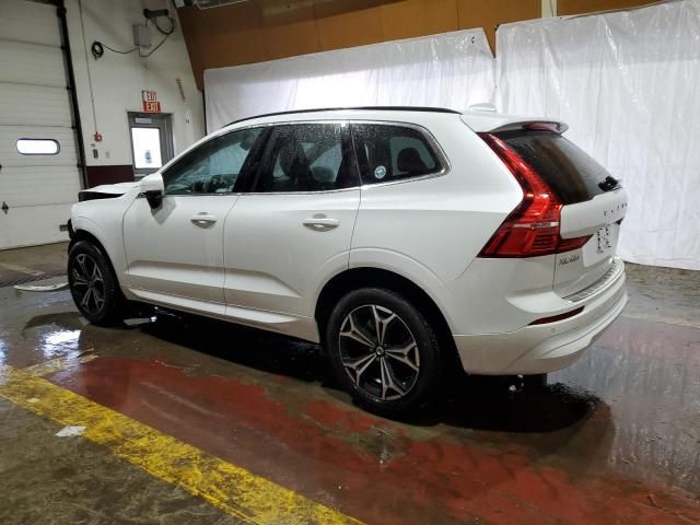 2022 Volvo XC60 B5 Momentum