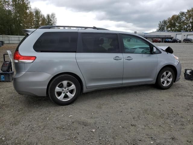 2011 Toyota Sienna LE