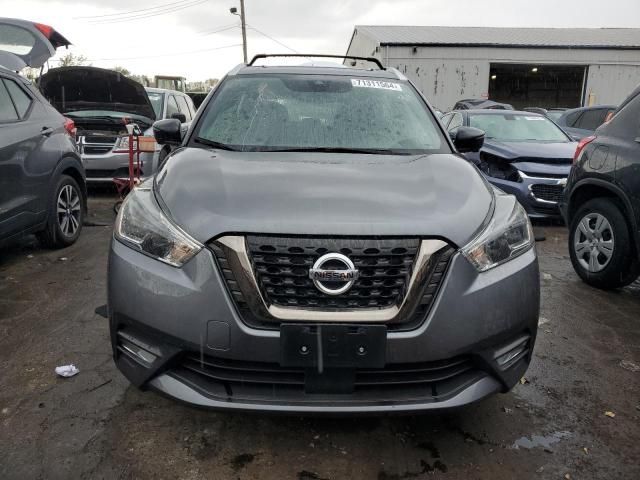 2020 Nissan Kicks SR