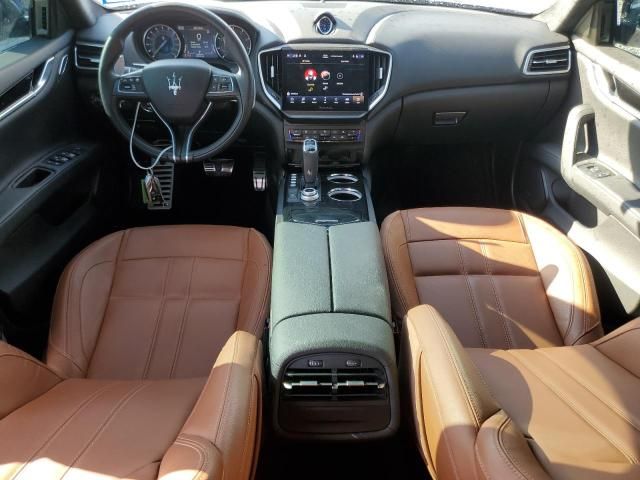 2022 Maserati Ghibli Modena