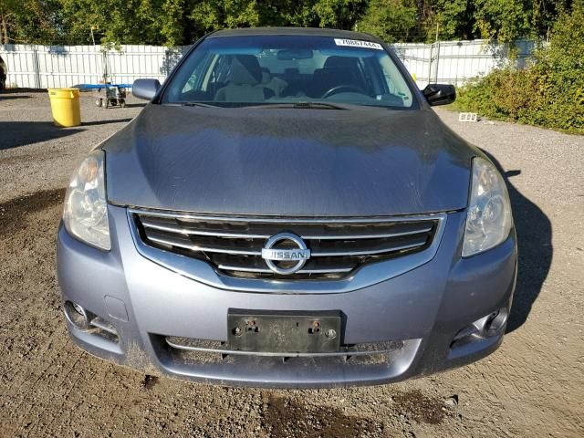 2010 Nissan Altima Base