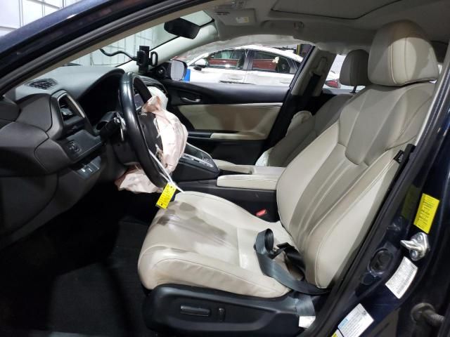 2019 Honda Insight Touring