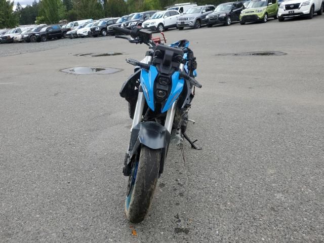 2023 Suzuki GSX800 R