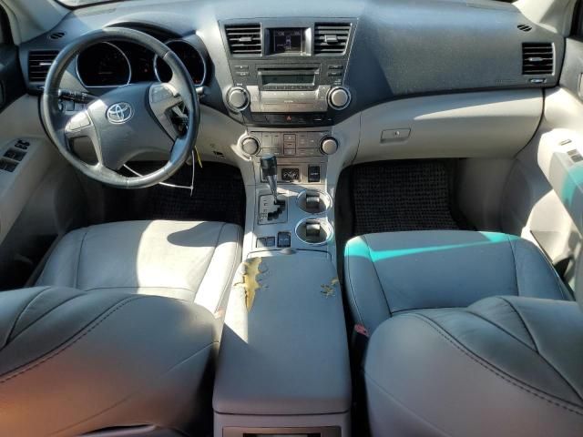 2010 Toyota Highlander SE