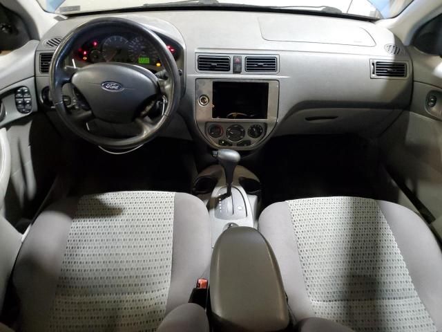 2005 Ford Focus ZX4