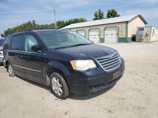 2010 Chrysler Town & Country Touring