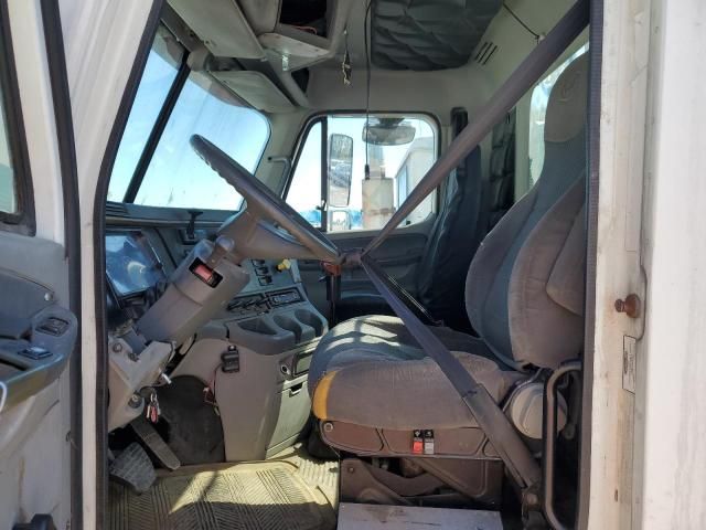 2006 Freightliner Columbia 112