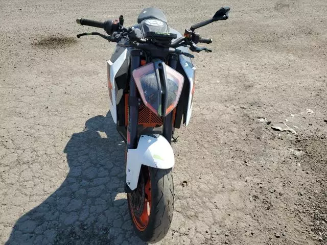 2018 KTM 1290 Super Duke R