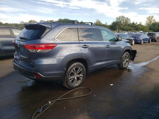 2018 Toyota Highlander LE