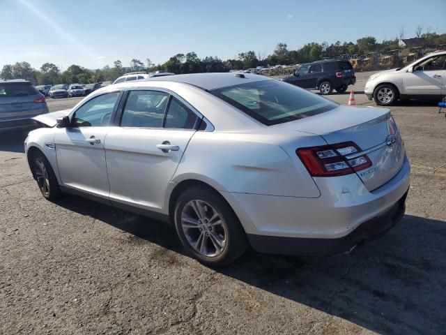 2018 Ford Taurus SE