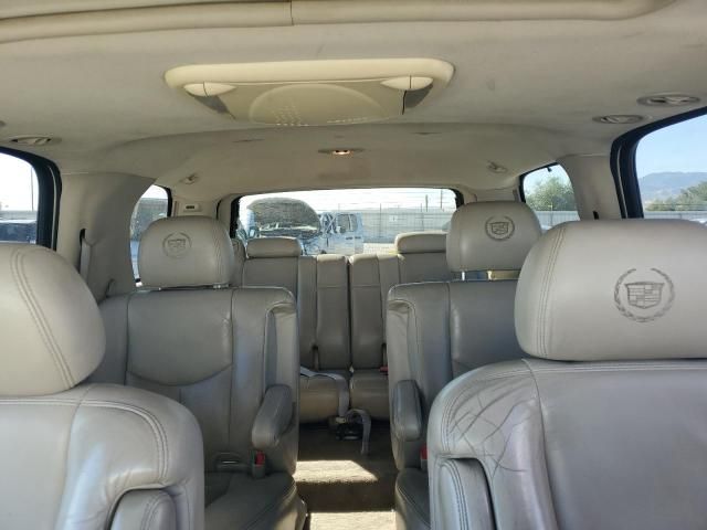 2004 Cadillac Escalade Luxury