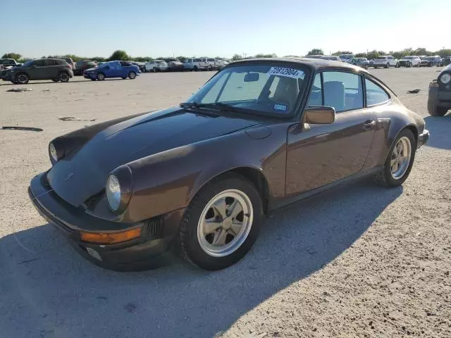 1985 Porsche 911 Carrera