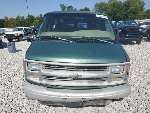 2000 Chevrolet Express G2500