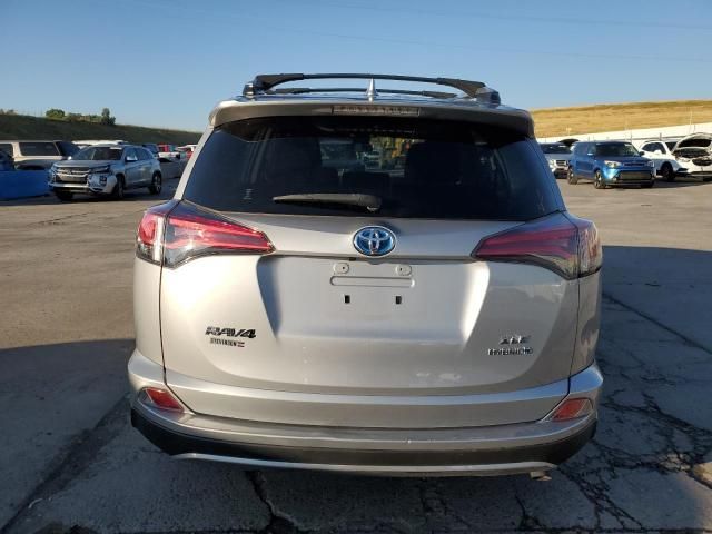 2017 Toyota Rav4 HV LE