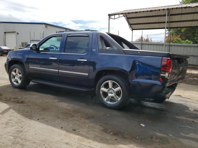 2011 Chevrolet Avalanche LTZ