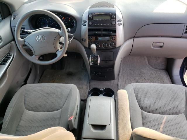 2006 Toyota Sienna CE