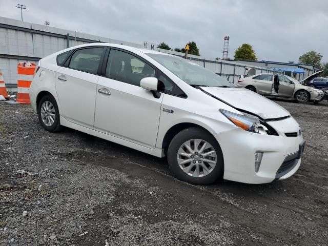 2014 Toyota Prius PLUG-IN