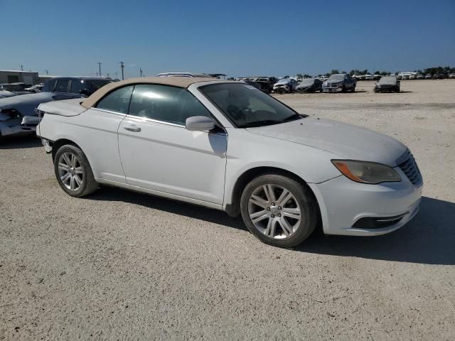 2014 Chrysler 200 Touring