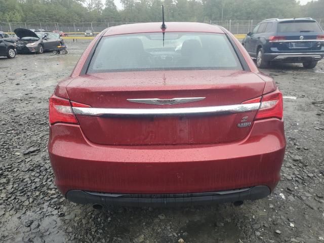 2013 Chrysler 200 Limited