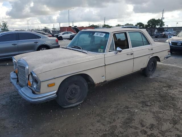 1972 Mercedes-Benz B Class