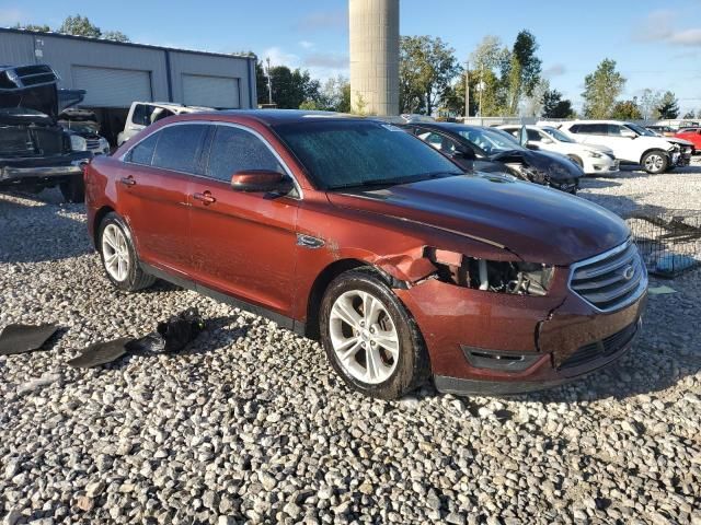 2016 Ford Taurus SEL