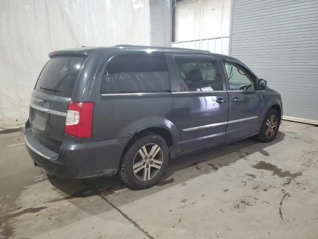 2012 Chrysler Town & Country Touring