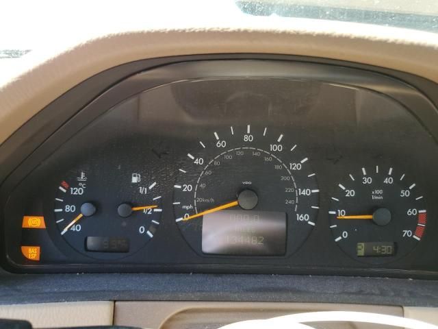 2000 Mercedes-Benz E 320