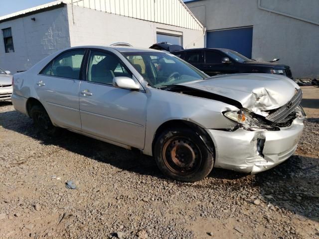 2004 Toyota Camry LE