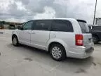 2010 Chrysler Town & Country LX