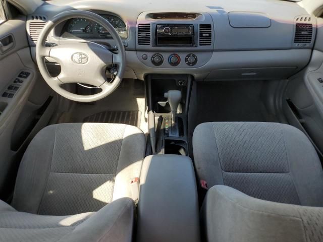 2004 Toyota Camry LE