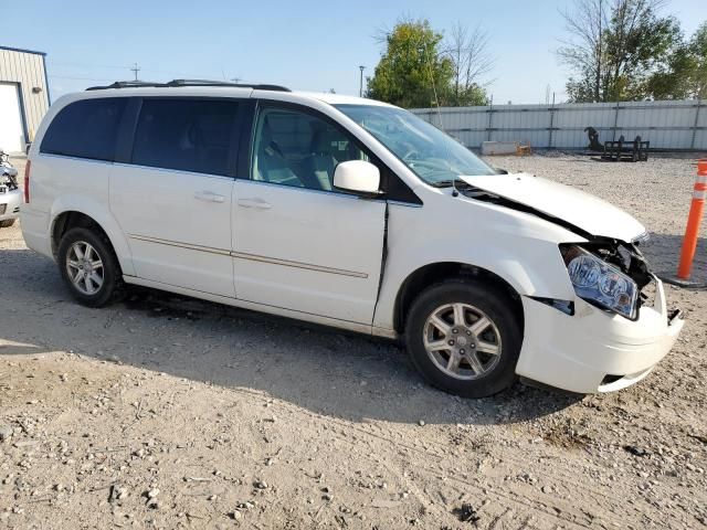 2010 Chrysler Town & Country Touring