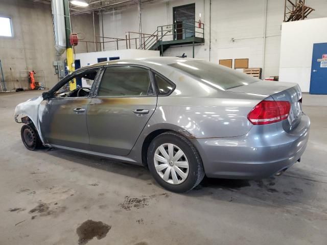 2013 Volkswagen Passat S