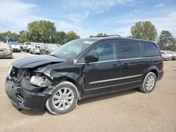 Salvage cars for sale at Des Moines, IA auction: 2014 Chrysler Town & Country Touring