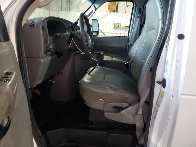 2008 Ford Econoline E250 Van