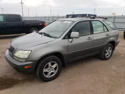 SUV salvage a la venta en subasta: 2002 Lexus RX 300