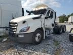 2021 Freightliner Cascadia 126