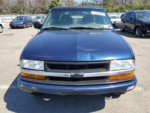 2004 Chevrolet S Truck S10