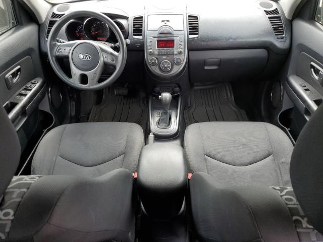 2011 KIA Soul +