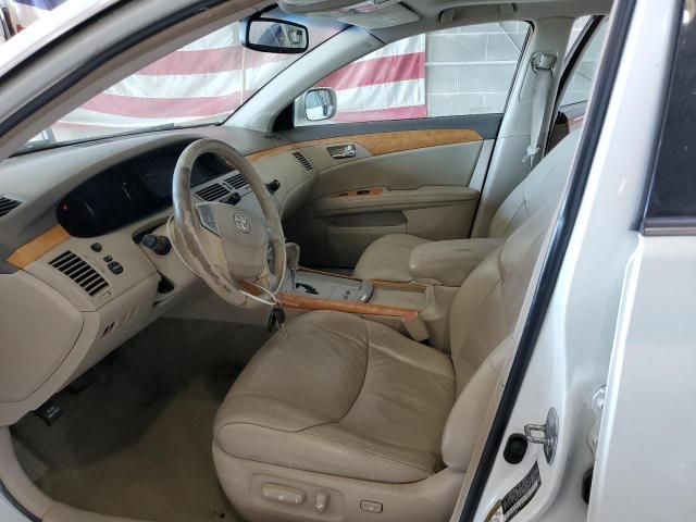 2005 Toyota Avalon XL